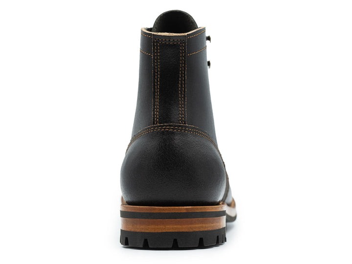 Black Waxed Flesh Cap Toe | 13EE