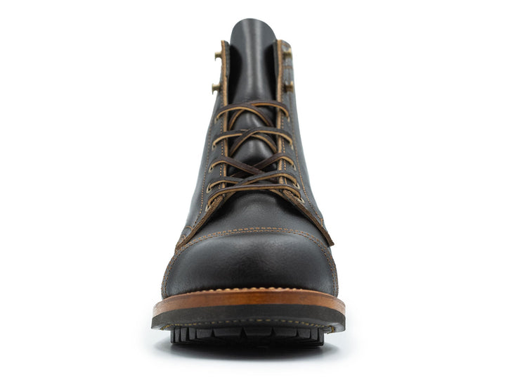 Black Waxed Flesh Cap Toe | 13EE