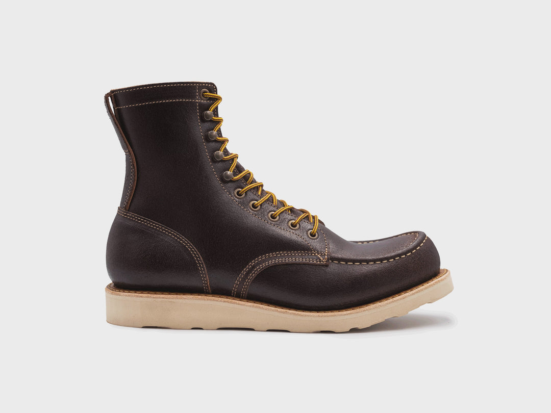 360° rotating view of the Chocolate Rough Shot Moc Toe Upland boot
