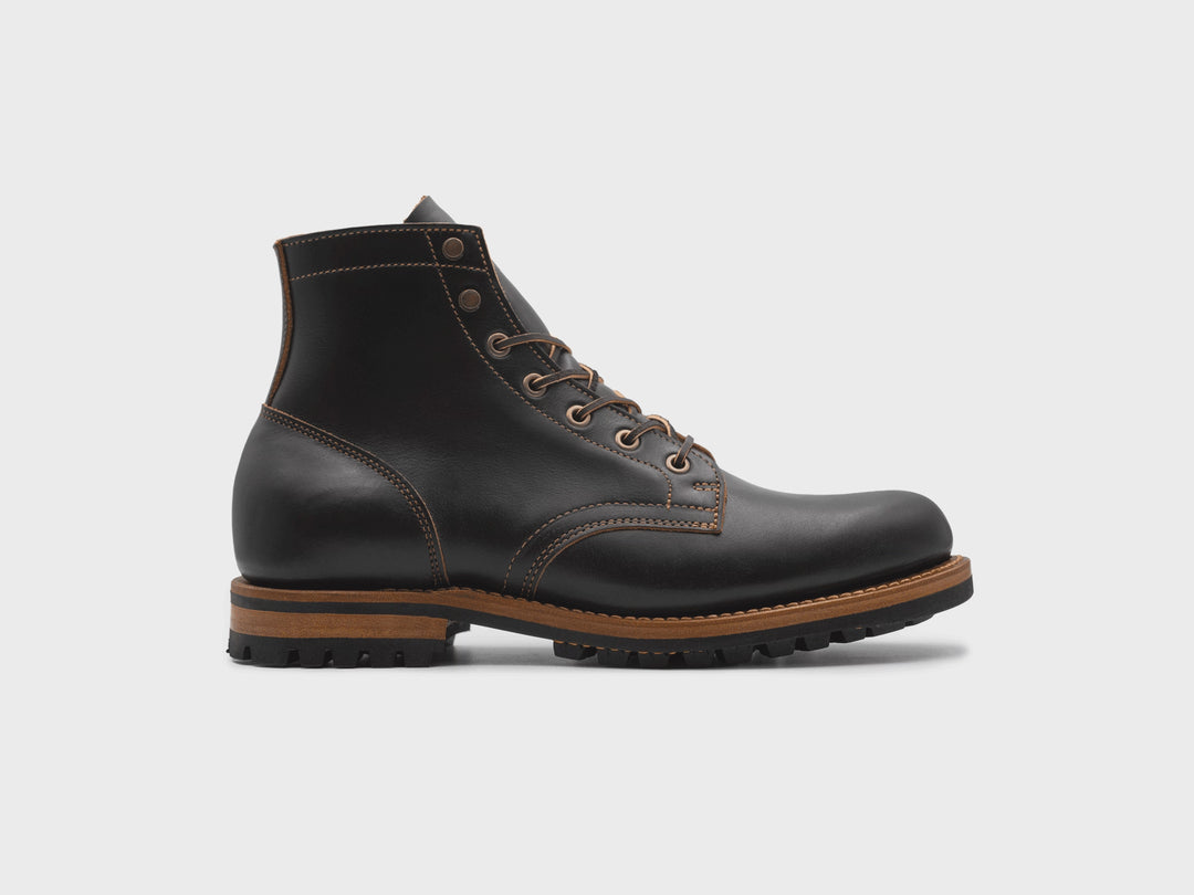 360° rotating view of the Charcoal Double Shot Plain Toe boot