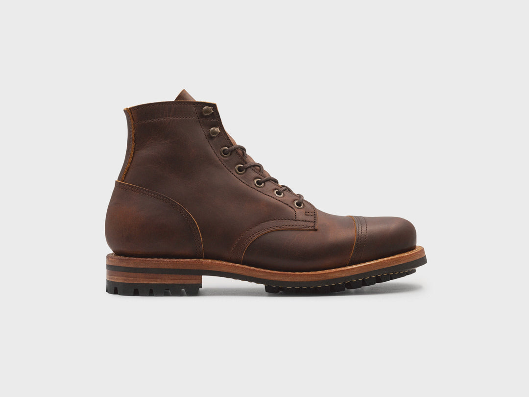 360° rotating view of the Tobacco Snakebite Cap Toe boot